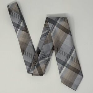 GEOFFREY BEENE‎ 100% SILK Plaid Tie, necktie, preppy, classic, business, office